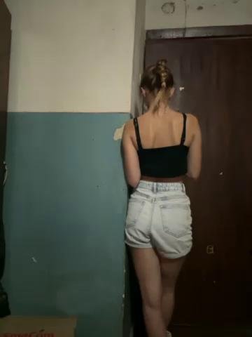 -Molly-Mae- Webcam 2023-09-25