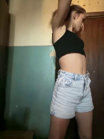 -Molly-Mae- Webcam 2023-09-25
