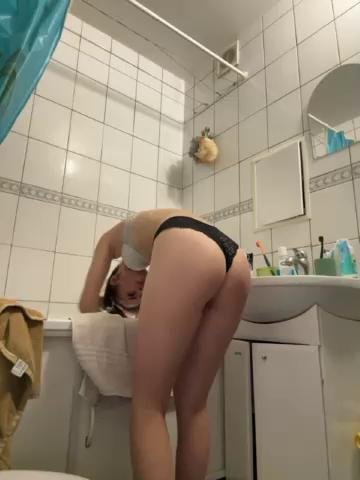 -Molly-Mae- Webcam 2023-09-25