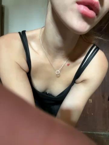 -Molly-Mae- Webcam 2023-09-25