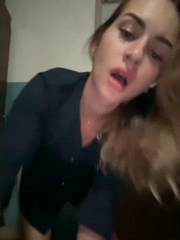-Molly-Mae- Webcam 2023-09-23