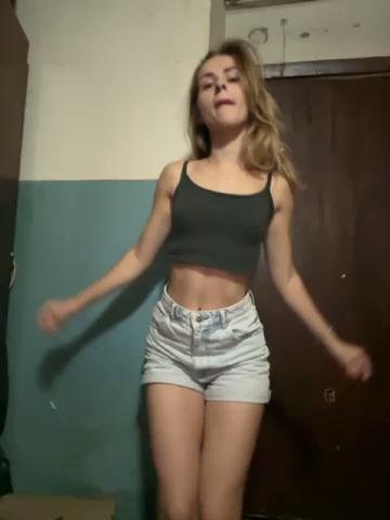 -Molly-Mae- Webcam 2023-09-21
