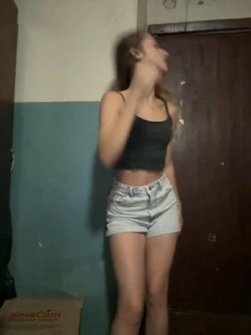 -Molly-Mae- Webcam 2023-09-21