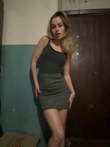 -Molly-Mae- Webcam 2023-09-18