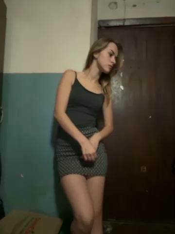 -Molly-Mae- Webcam 2023-09-18