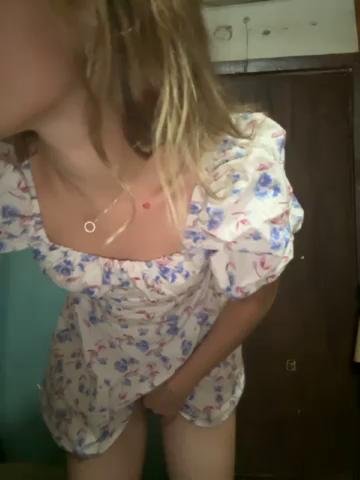 -Molly-Mae- Webcam 2023-09-18