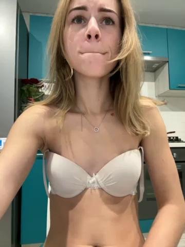 -Molly-Mae- Webcam 2023-11-26