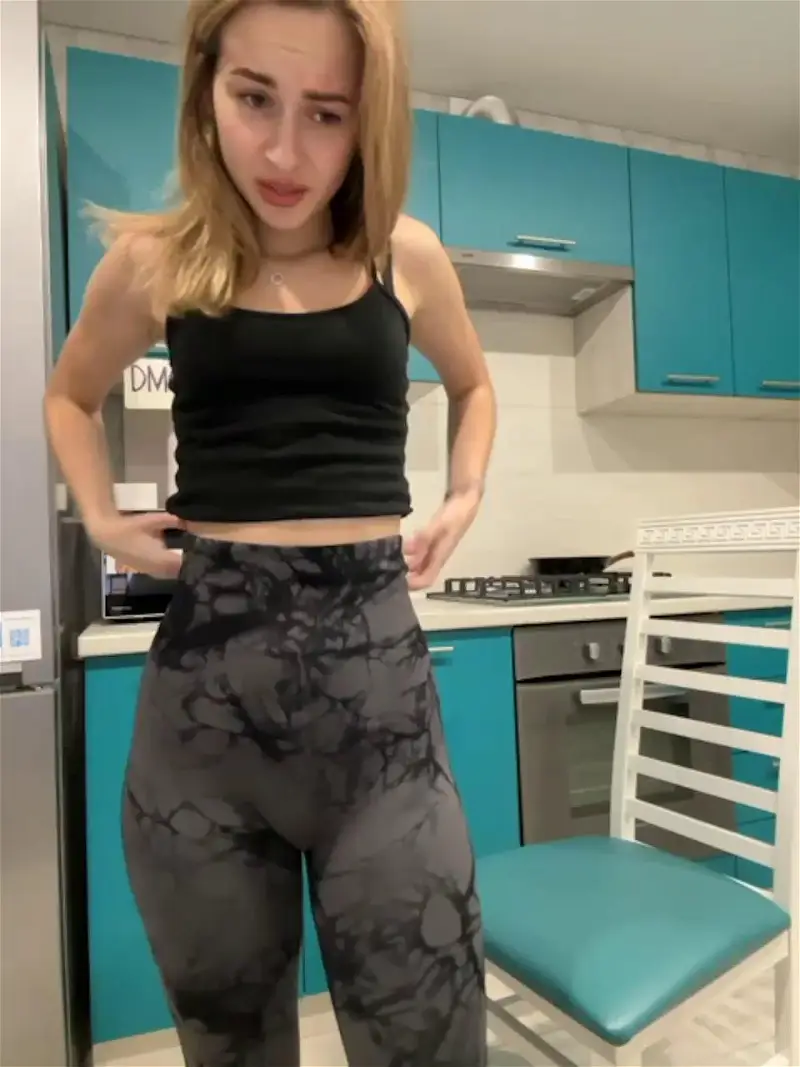 -Molly-Mae- Webcam 2023-12-30