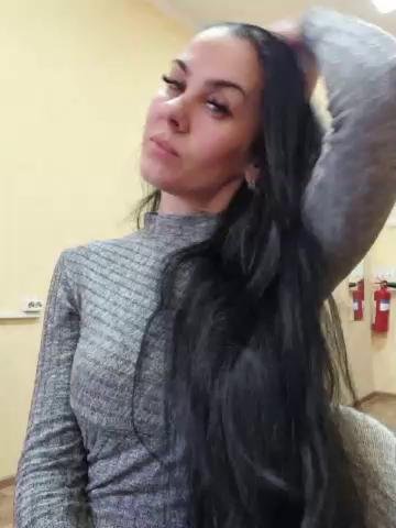 1Glorya1 Webcam 2023-12-13