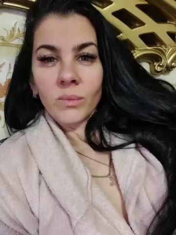 1Glorya1 Webcam 2023-12-15