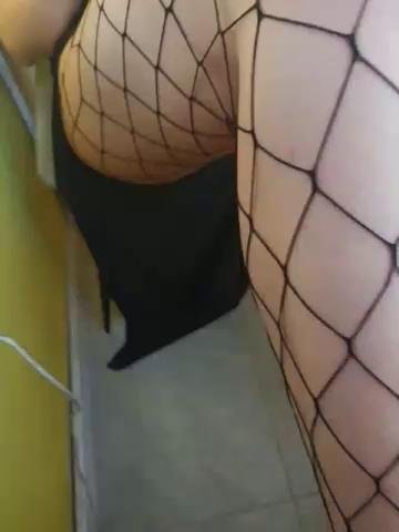 69HighHeels69 Webcam 2023-09-23