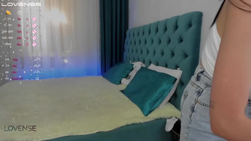 _ariaa_ Webcam 2023-07-19