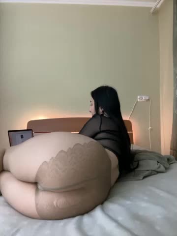 _Layla_ Webcam 2023-10-12