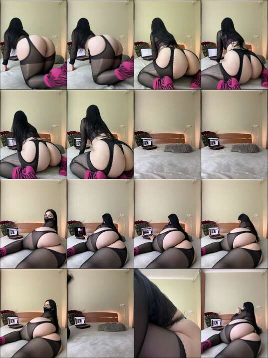 _Layla_ Webcam 2023-10-14