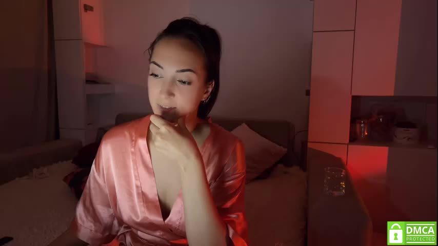 Ai_ai_katty777 Webcam 2023-07-18