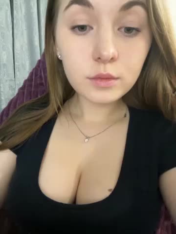 AlinaRay Webcam 2023-10-03