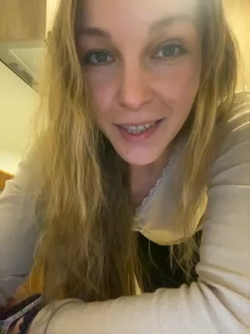 Alisasqrl Webcam 2023-11-25
