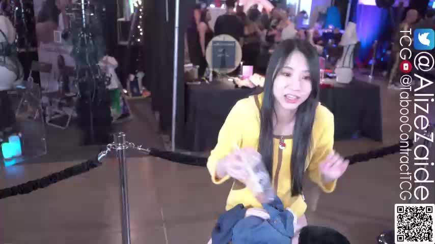 Alizezaide Webcam 2023-10-14