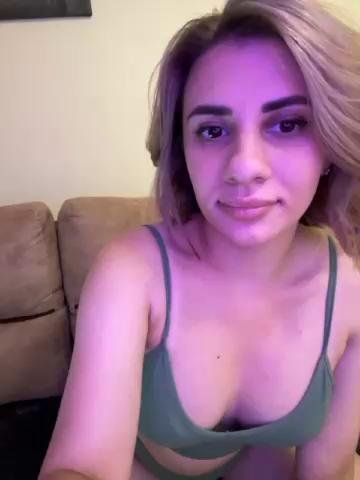 AngelKush Webcam 2023-09-18