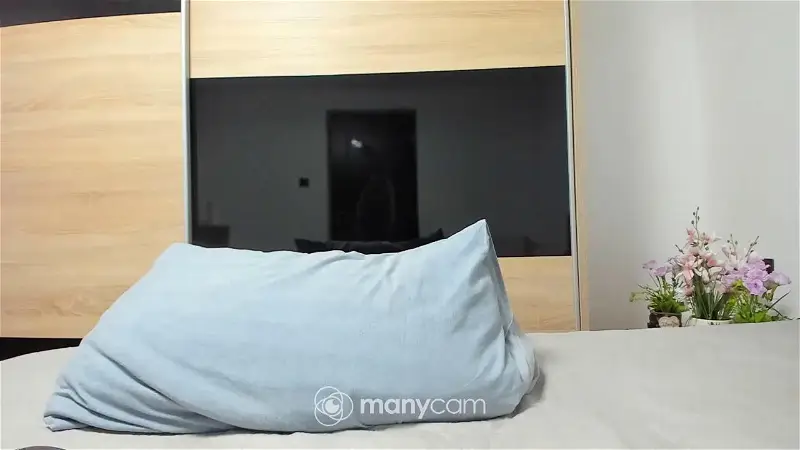 Angell6969 Webcam 2024-02-03
