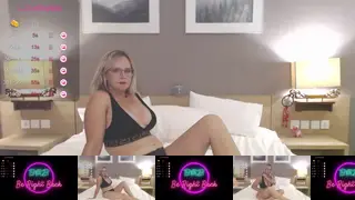 Aussieblondemilf Webcam 2024-04-19