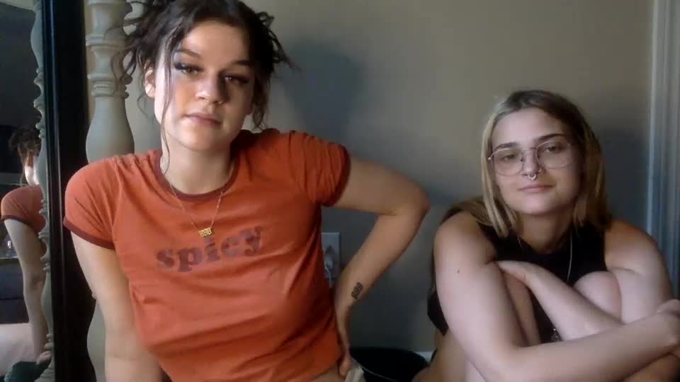 Basicbrunette Webcam 2023-06-14