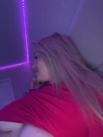 BoredGirl Webcam 2023-10-24