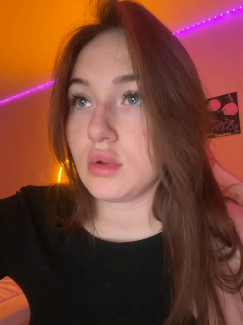 BoredGirl Webcam 2024-01-21