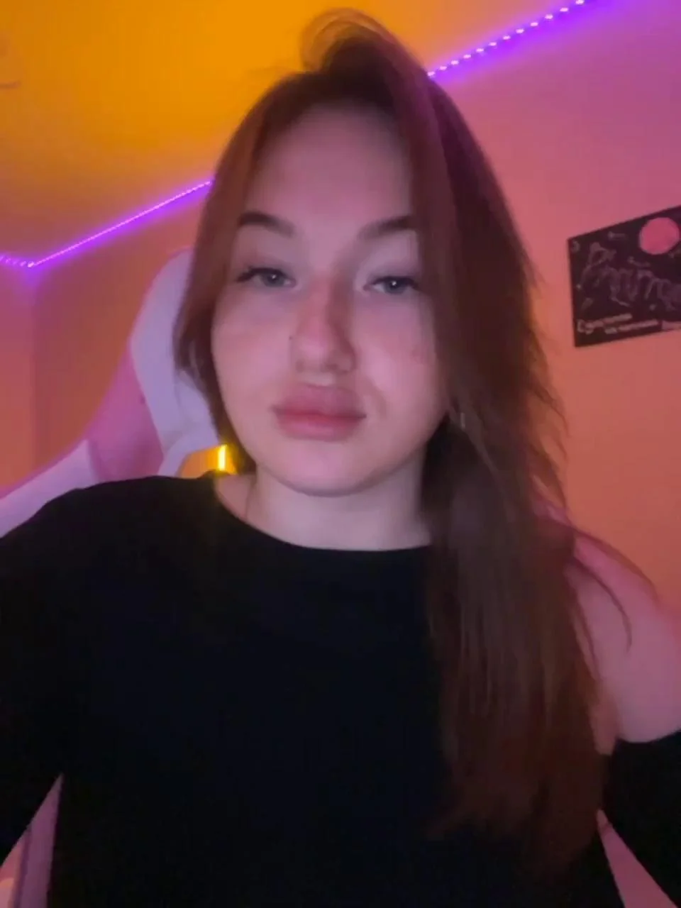 BoredGirl Webcam 2024-01-21