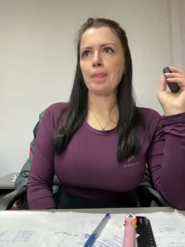 Brenda_Kiska Webcam 2023-10-12