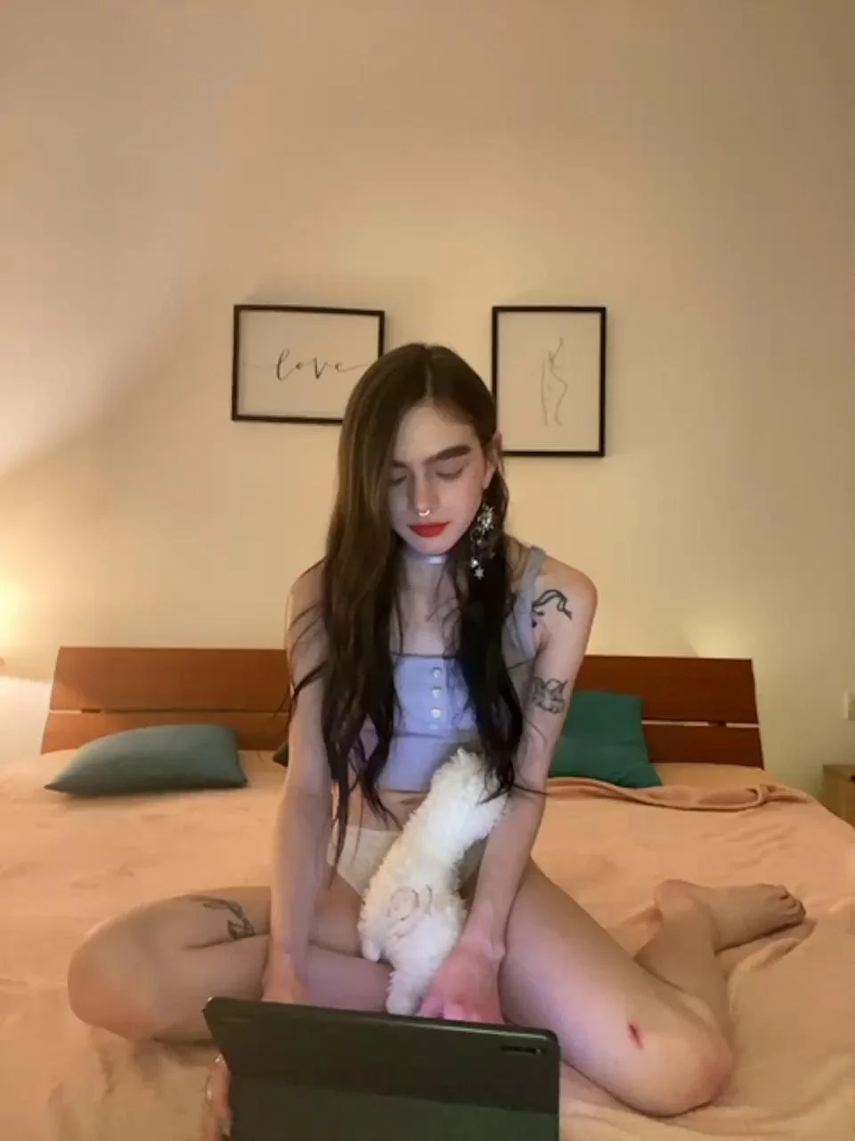 BrokenDoll666 Webcam 2024-01-29