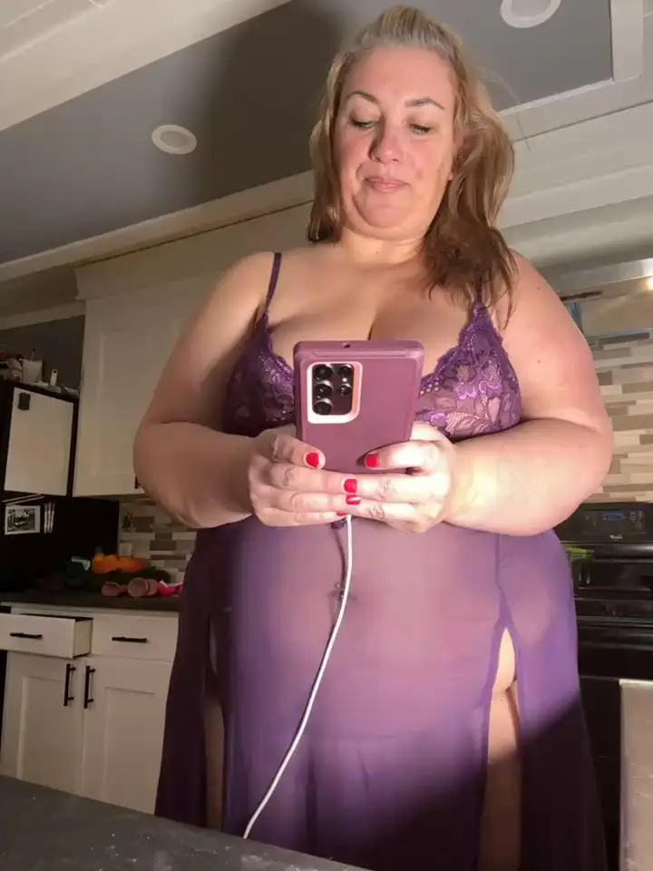 Canadian_BBW Webcam 2023-12-30