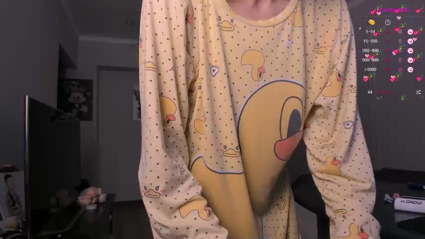 Cuddles_me Webcam 2023-10-23