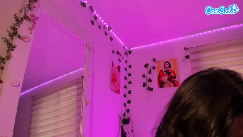 Deviildoll Webcam 2023-10-23