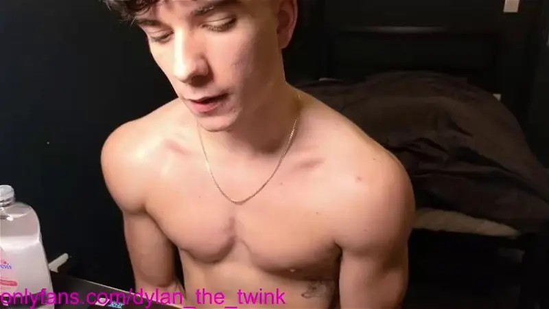 Dylanthetwink Webcam 2023-11-21