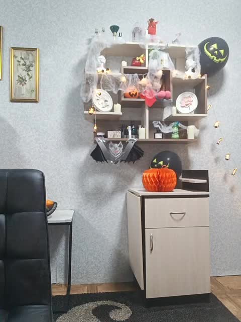 ElenaDroseraa Webcam 2023-10-27