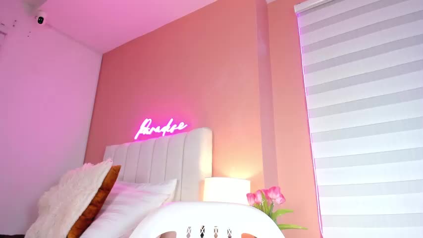 Emaboobs Webcam 2023-07-12