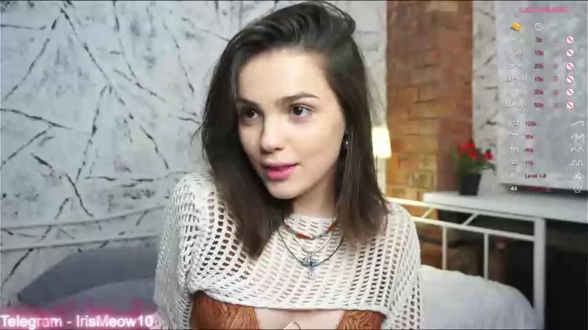 Emiliacourtney Webcam 2023-12-05