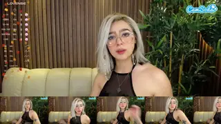 Emily-white9 Webcam 2024-04-18