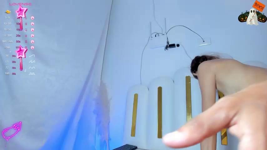 Emma_julian Webcam 2023-11-27