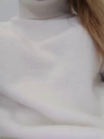 EmmiHot Webcam 2023-12-13