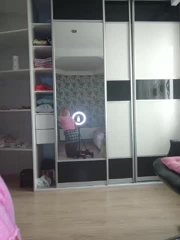Eva-Bella Webcam 2023-10-18