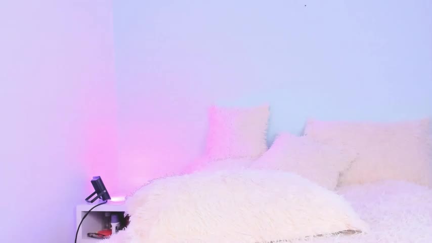 Evelin_gh1 Webcam 2023-05-07