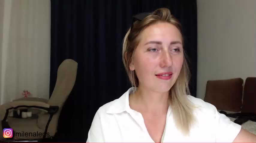 Foxydiamond2020 Webcam 2023-05-12