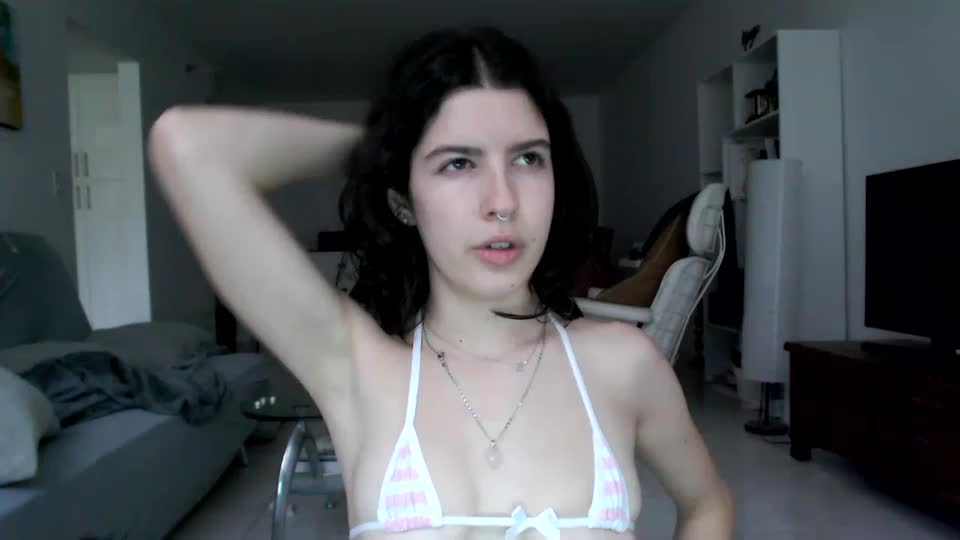 Frenchava Webcam 2023-10-10