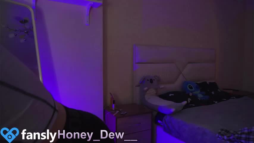 Honey_dew__ Webcam 2023-07-11