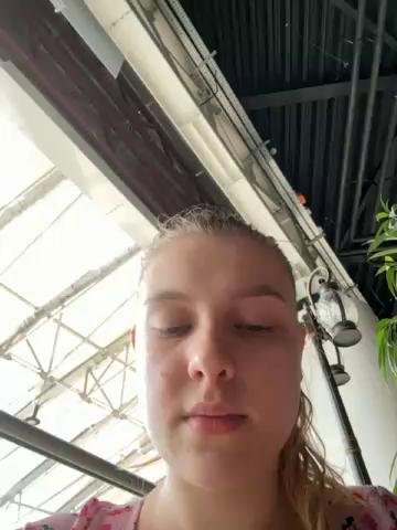 JucieLussie Webcam 2023-09-25