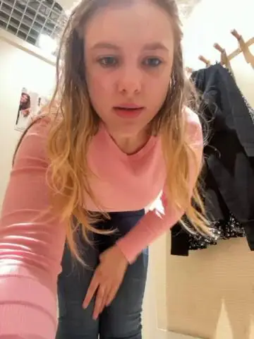 JucieLussie Webcam 2023-09-18
