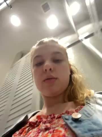 JucieLussie Webcam 2023-09-30