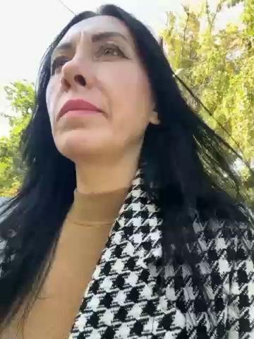 KarolinaMilf Webcam 2023-09-15